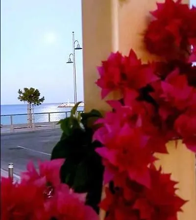 Sunrise Apartament Larnaca